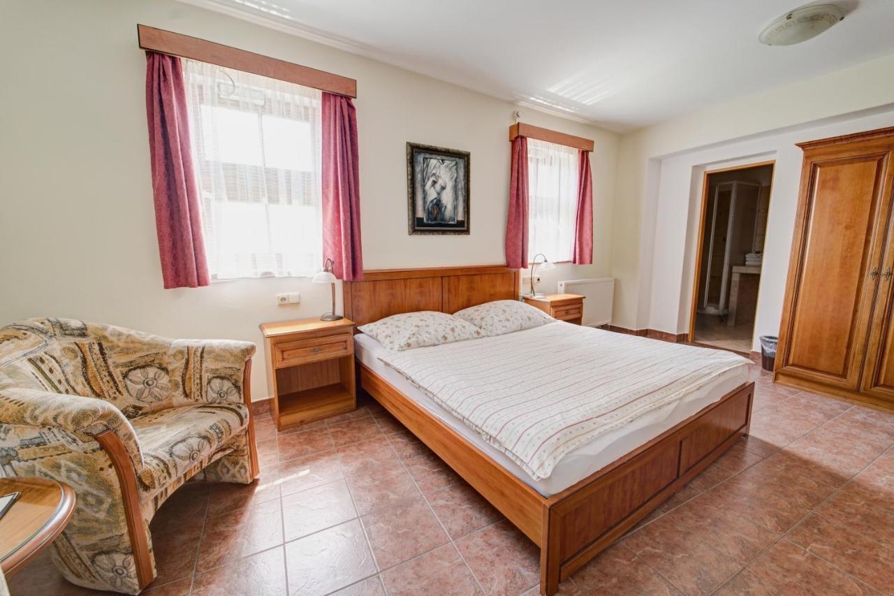 Rodinny Pension Antoni Cesky Krumlov Bagian luar foto
