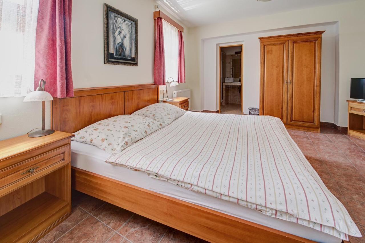 Rodinny Pension Antoni Cesky Krumlov Bagian luar foto